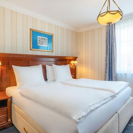 Seetelhotel Ahlbecker Hof Heringsdorf Dış mekan fotoğraf A room at the hotel