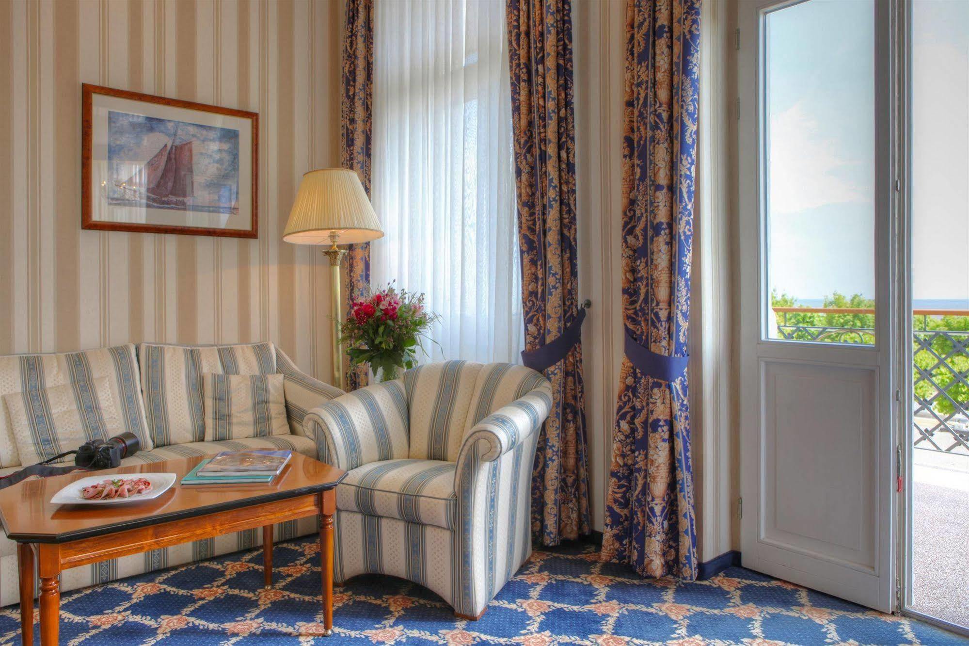 Seetelhotel Ahlbecker Hof Heringsdorf Dış mekan fotoğraf A room at the hotel